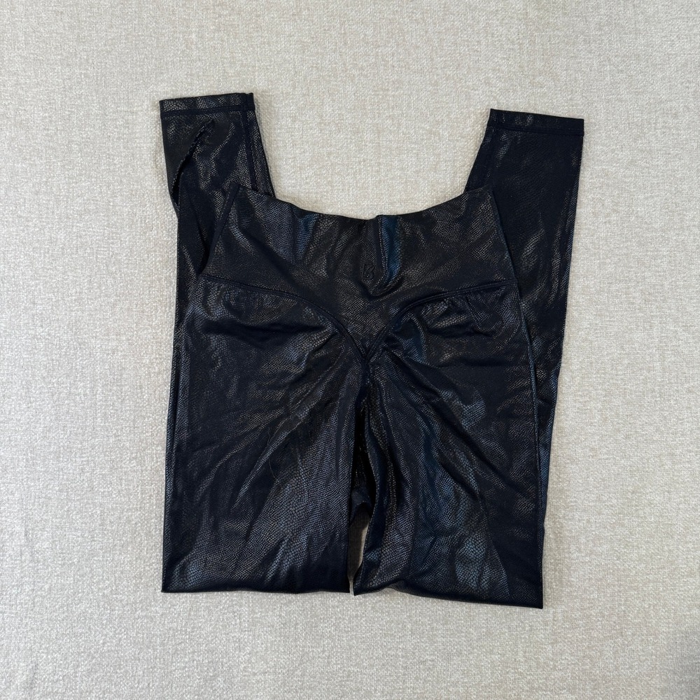 Buffbunny Collection Shimmer Snakeskin Scrunch Butt Crossover Leggings Medium